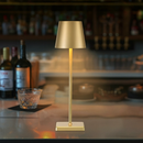Luminária de Mesa LED com Toque