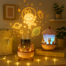Luminária Projetora Infantil - Decoração Encantadora com Projeção 3D e Caixa de Música Bluetooth