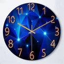 Relógio Estelar Geométrico – Design moderno em azul profundo com iluminação suave