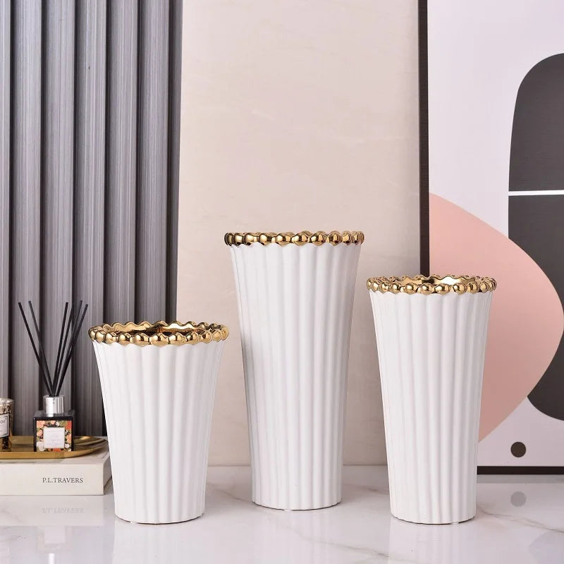 Vaso de Cerâmica Galvanizado com Coroa – Design Moderno e Sofisticado