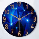 Relógio Estelar Geométrico – Design moderno em azul profundo com iluminação suave