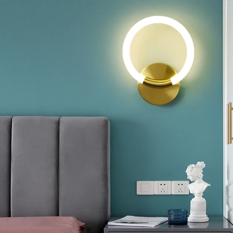 Arandela Aura Dourada - Elegância e Sofisticação em Cada Detalhe