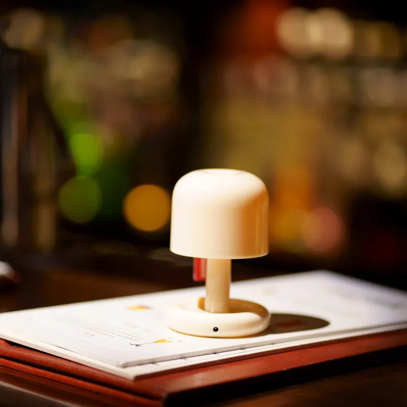 Mini Luminária Luz do Pôr do Sol – Toque de Romance e Conforto para Qualquer Ambiente